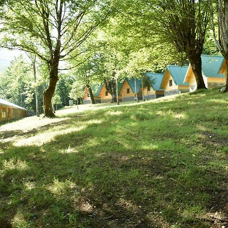 Tara Inn Resort Bastasi エクステリア 写真
