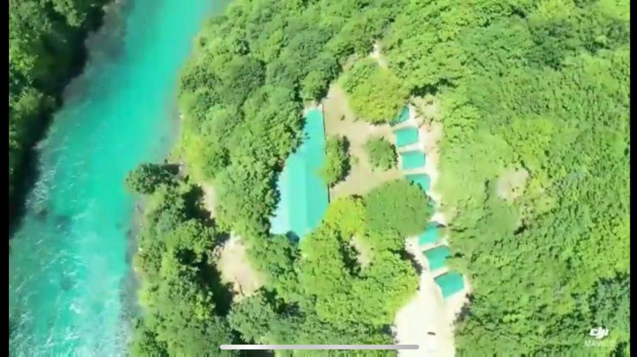 Tara Inn Resort Bastasi エクステリア 写真